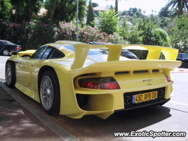 Porsche GT1 spotted in Canes, France