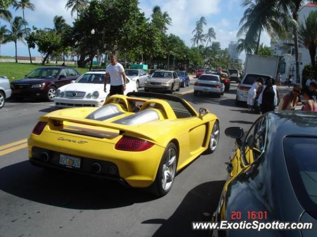 Porsche Carrera GT spotted in Miami Beach, Florida