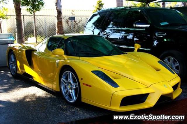 Ferrari Enzo spotted in Malibu, California