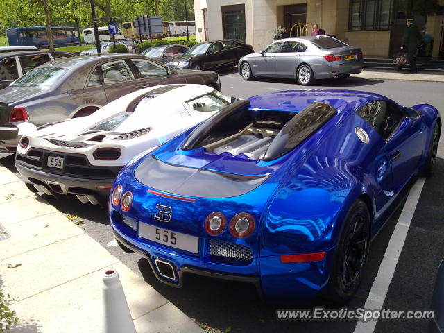 Bugatti Veyron spotted in London, United Kingdom