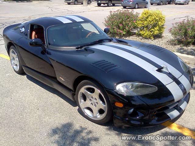 Dodge Viper spotted in Guelph, Canada