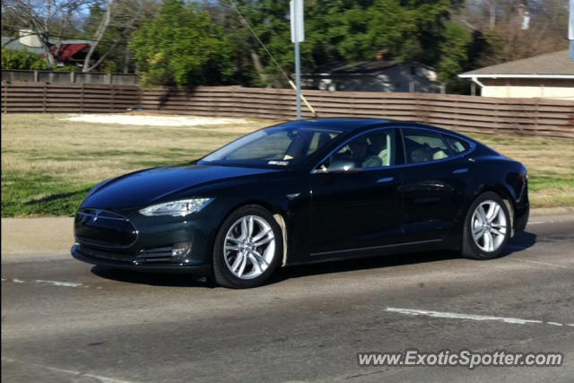 Tesla Model S spotted in Dallas, Texas