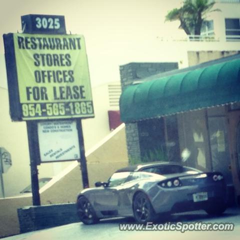 Tesla Roadster spotted in Pompano Beach, Florida
