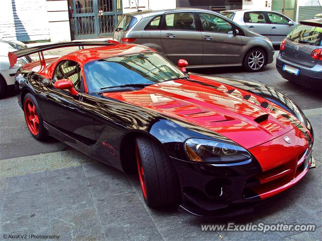 Dodge Viper spotted in Milan, Italy