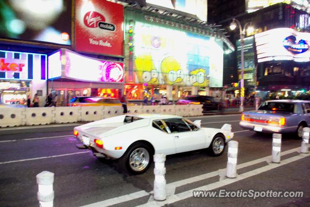 DeTomaso Pantera2 spotted in New York, New York