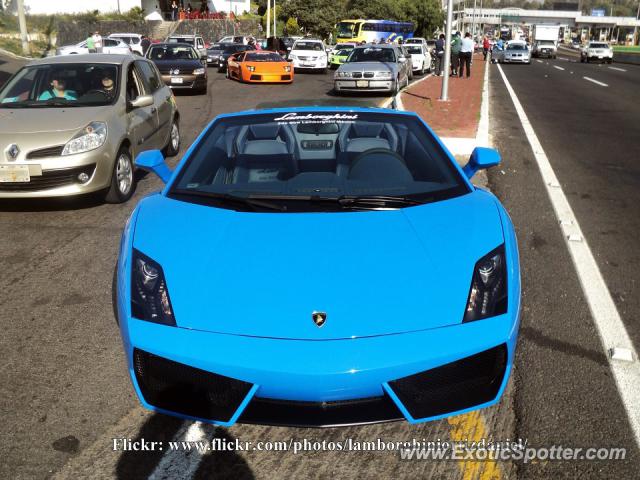 Lamborghini Gallardo spotted in Mexico City, Mexico