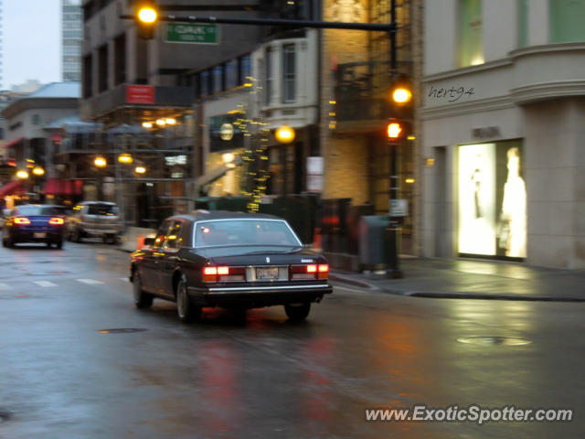 Rolls Royce Silver Spur spotted in Chicago, Illinois