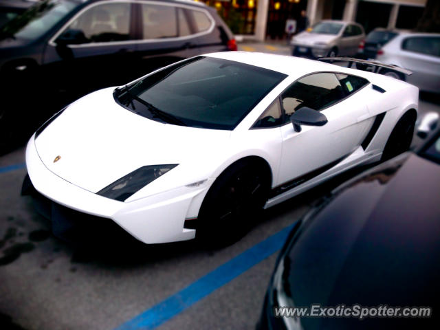 Lamborghini Gallardo spotted in Oderzo, Italy
