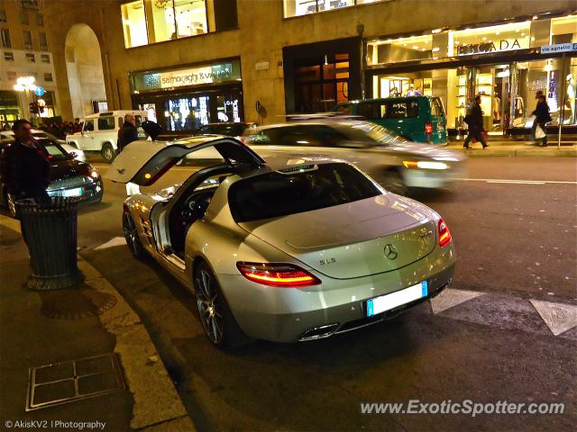 Mercedes SLS AMG spotted in Milan, Italy