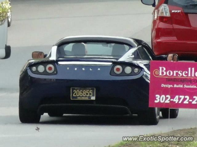 Tesla Roadster spotted in Wilmington, Delaware