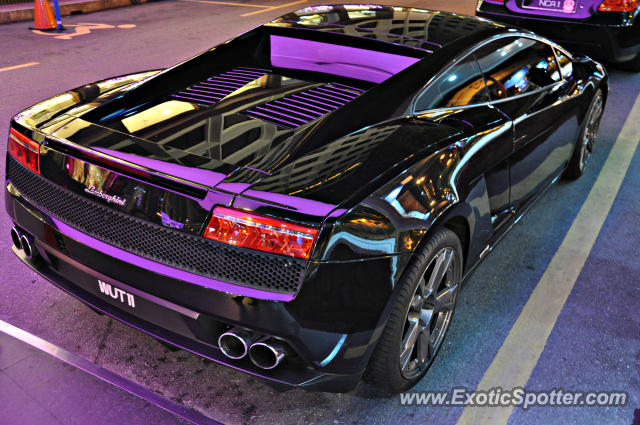 Lamborghini Gallardo spotted in Hard Rock KL, Malaysia