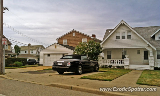 Rolls Royce Phantom spotted in Deal, New Jersey