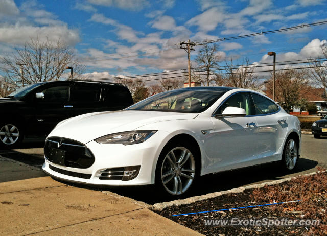 Tesla Model S spotted in Ocean Twp, New Jersey