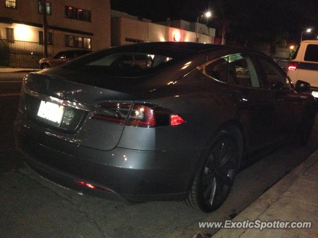 Tesla Model S spotted in Los Angeles, California