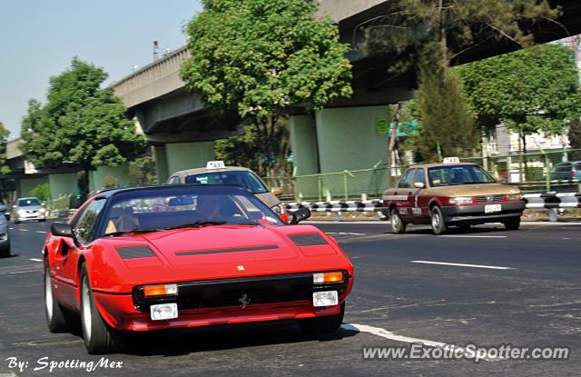 Ferrari 308 spotted in Ciudad de México, Mexico
