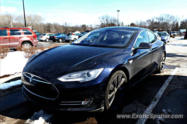 Tesla Model S spotted in Menomonee Falls, Wisconsin