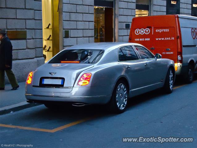 Bentley Mulsanne spotted in Milan, Italy