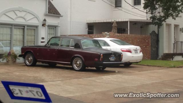 Rolls Royce Silver Shadow spotted in Dallas, Texas