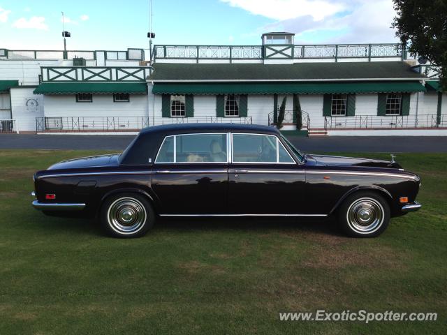 Rolls Royce Silver Shadow spotted in Santa Barbara, California