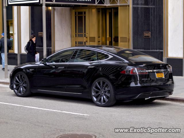 Tesla Model S spotted in New York, New York