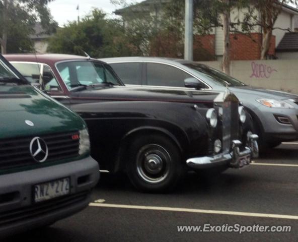 Rolls Royce Silver Cloud spotted in Melbourne, Australia