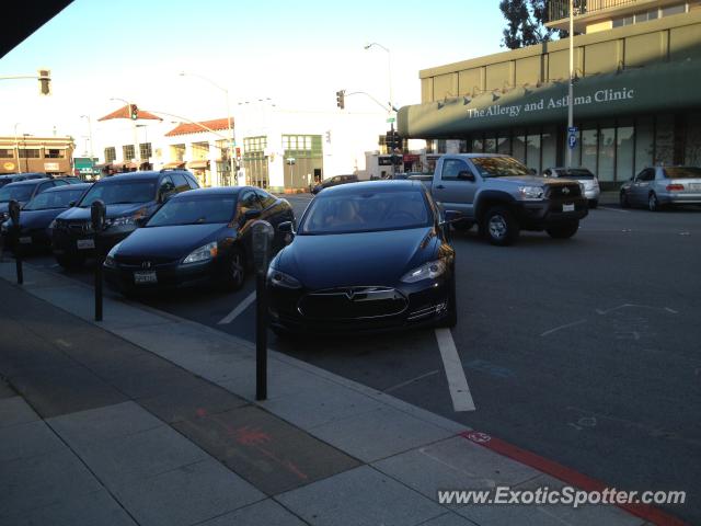Tesla Model S spotted in San Mateo, California