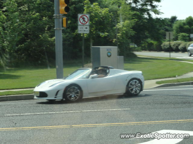 Tesla Roadster spotted in Middletown, New Jersey