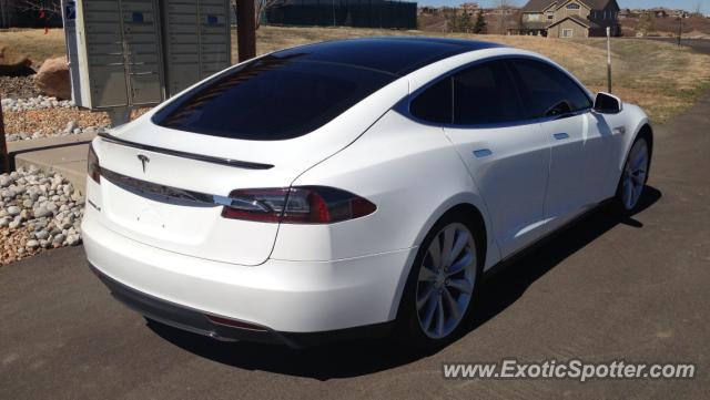 Tesla Model S spotted in Castle rock, Colorado