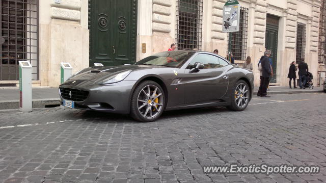Ferrari California spotted in Roma, Italy