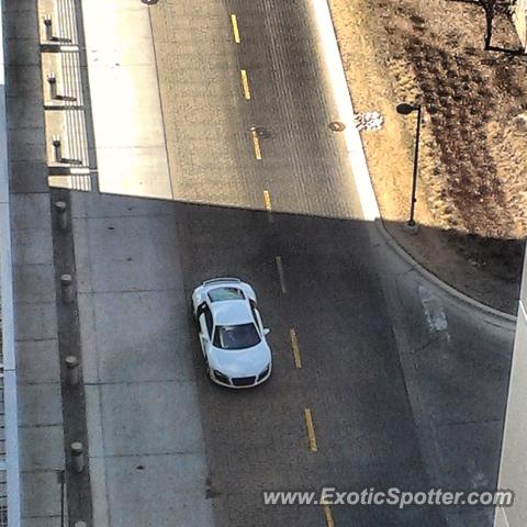 Audi R8 spotted in Park Ridge, Illinois