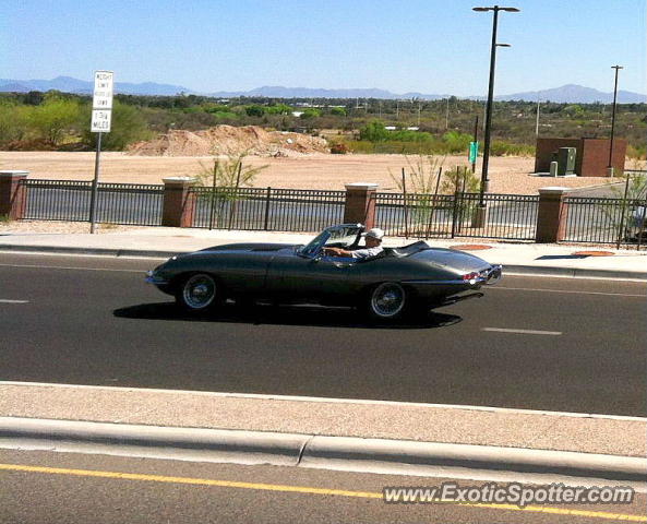 Jaguar E-Type spotted in Tucson, Arizona
