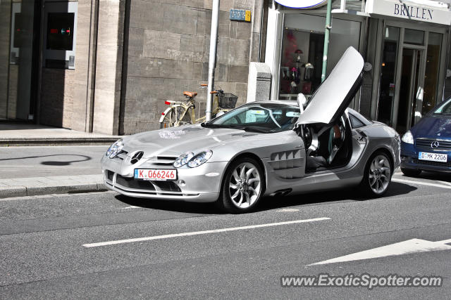Mercedes SLR spotted in Düsseldorf, Germany
