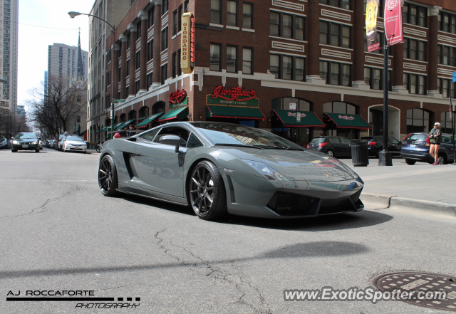 Lamborghini Gallardo spotted in Chicago, Illinois