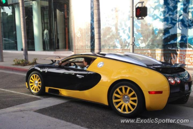 Bugatti Veyron spotted in Los Angeles, California