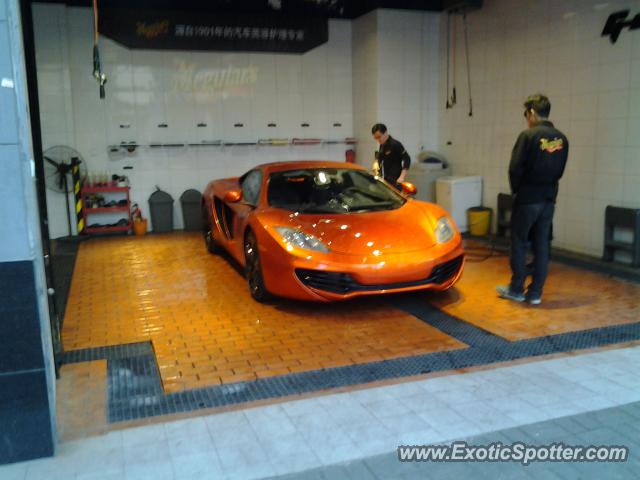 Mclaren MP4-12C spotted in Shanghai, China