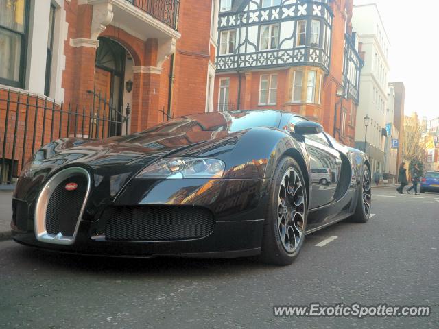 Bugatti Veyron spotted in London, United Kingdom