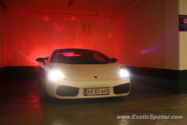 Lamborghini Gallardo spotted in København, Denmark