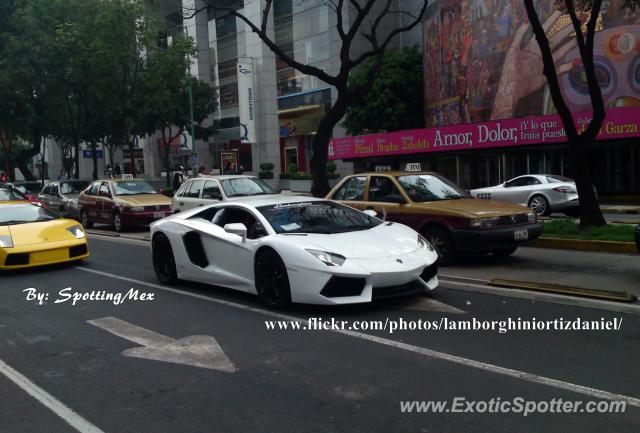 Lamborghini Aventador spotted in Mexico City, Mexico