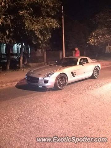 Mercedes SLS AMG spotted in Yangon/Myanmar, Burma